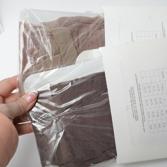 Vintage HOLT RENFREW Silky Sheer Pantyhose Nylons Control Top NEW 4 Pairs Lycra - Picture 2 of 8